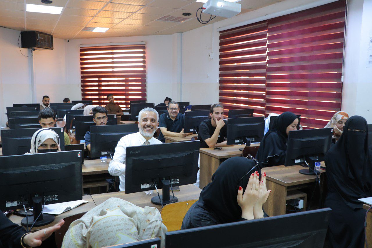 جامعة الرفاق الاهلية